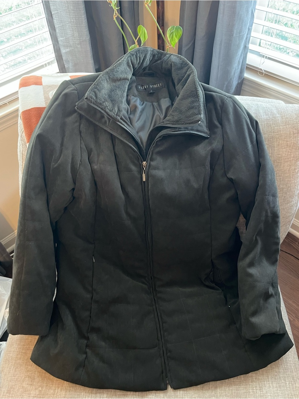 Women’s Fleet Street Black Zip-Front Coat
